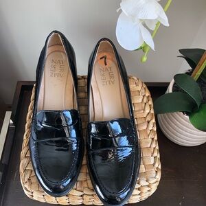 Naturalizer Black patent leather loafers